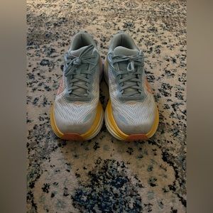 Hoka Bondi 8